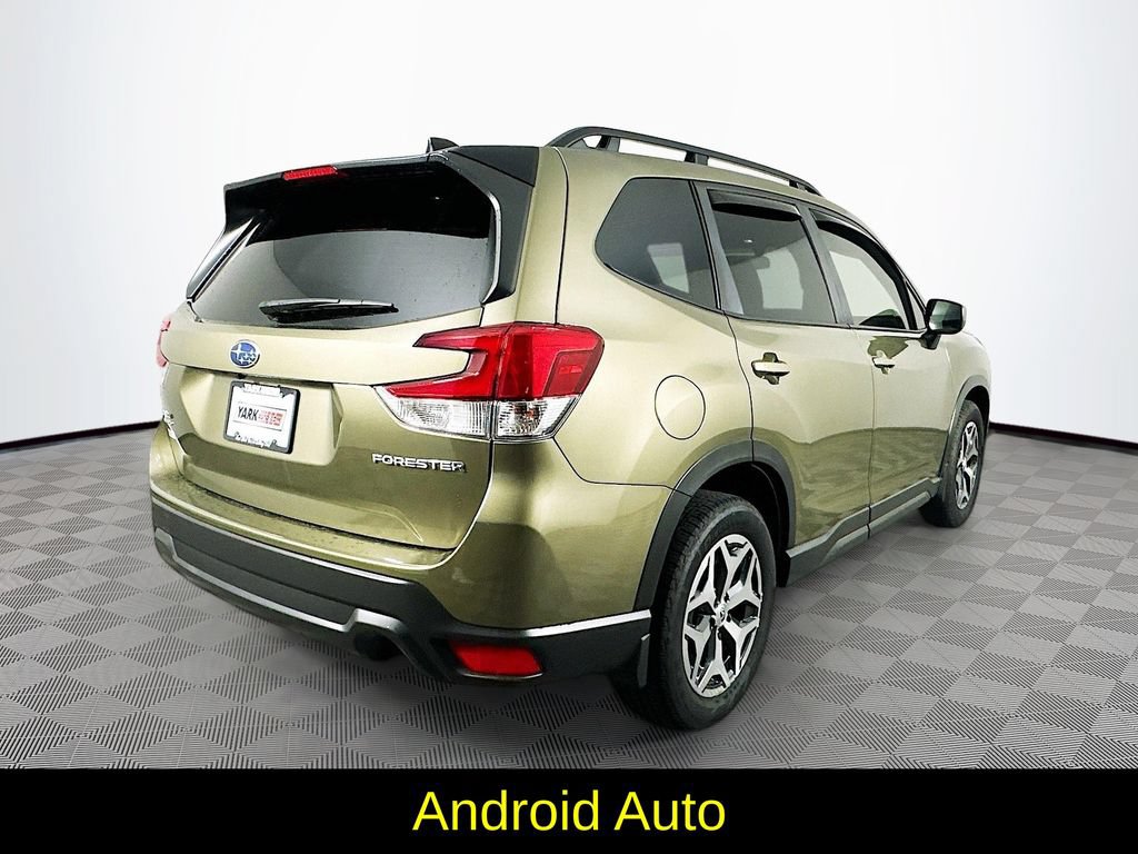 Used 2024 Subaru Forester Premium AWD/4WD image 10