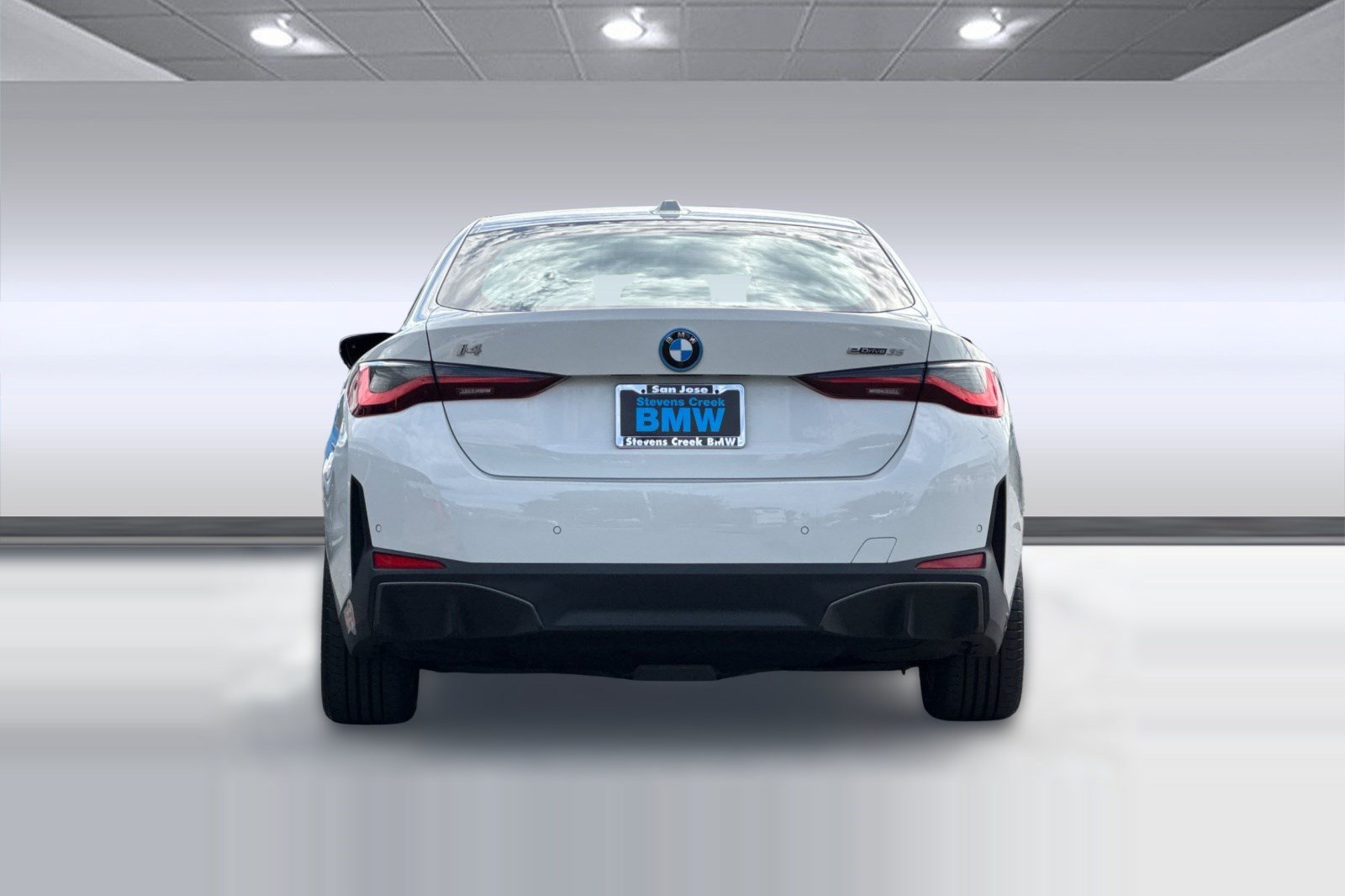 Certified 2023 BMW i4 eDrive35 w/ Premium Package RWD image 9
