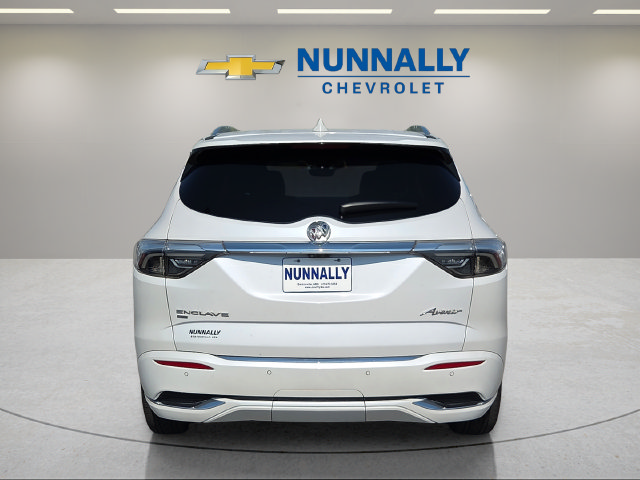 Used 2024 Buick Enclave Avenir w/ Avenir Technology Package AWD/4WD image 4
