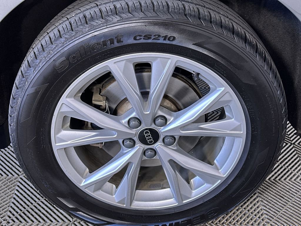 Used 2024 Audi Q3 2.0T Premium AWD/4WD image 34