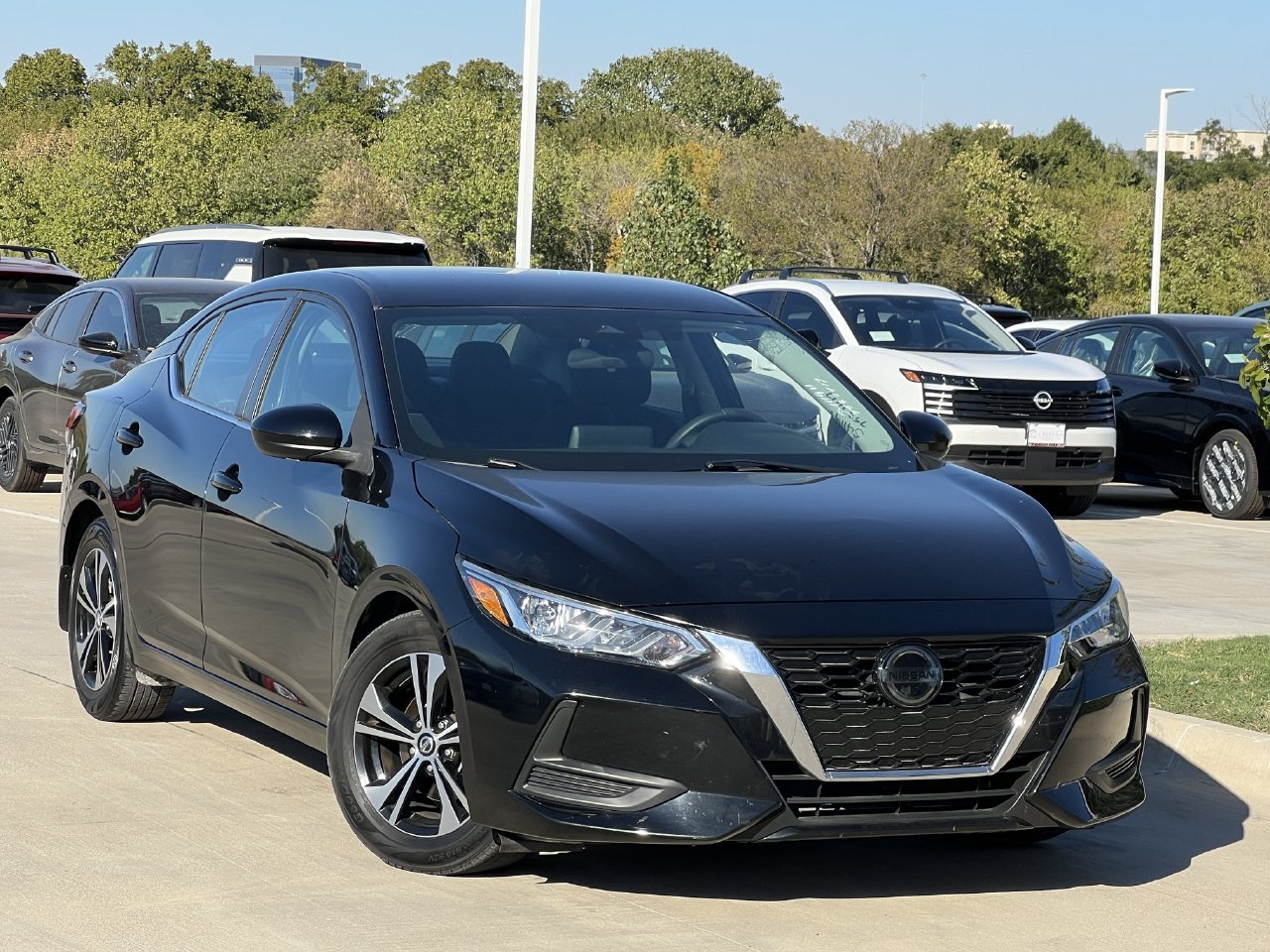 Used 2021 Nissan Sentra SV FWD image 1