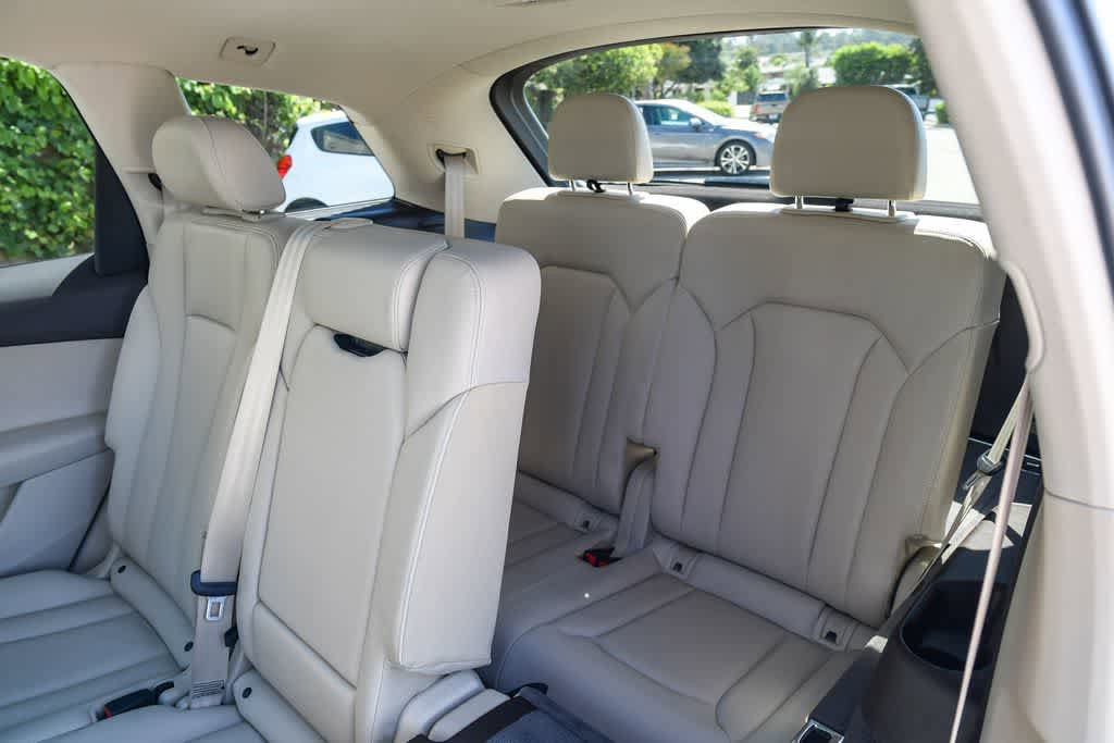 Used 2018 Audi Q7 2.0T Premium AWD/4WD image 19