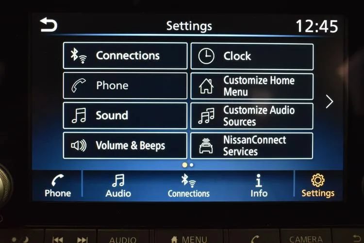 Used 2025 Nissan Sentra SV FWD image 31