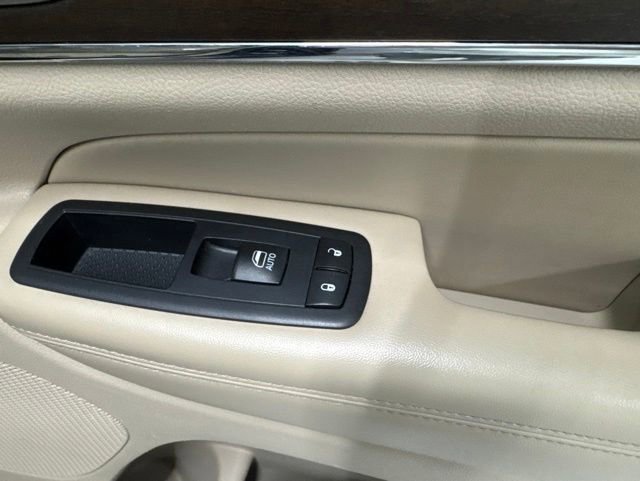 Used 2017 Jeep Grand Cherokee Limited AWD/4WD image 27