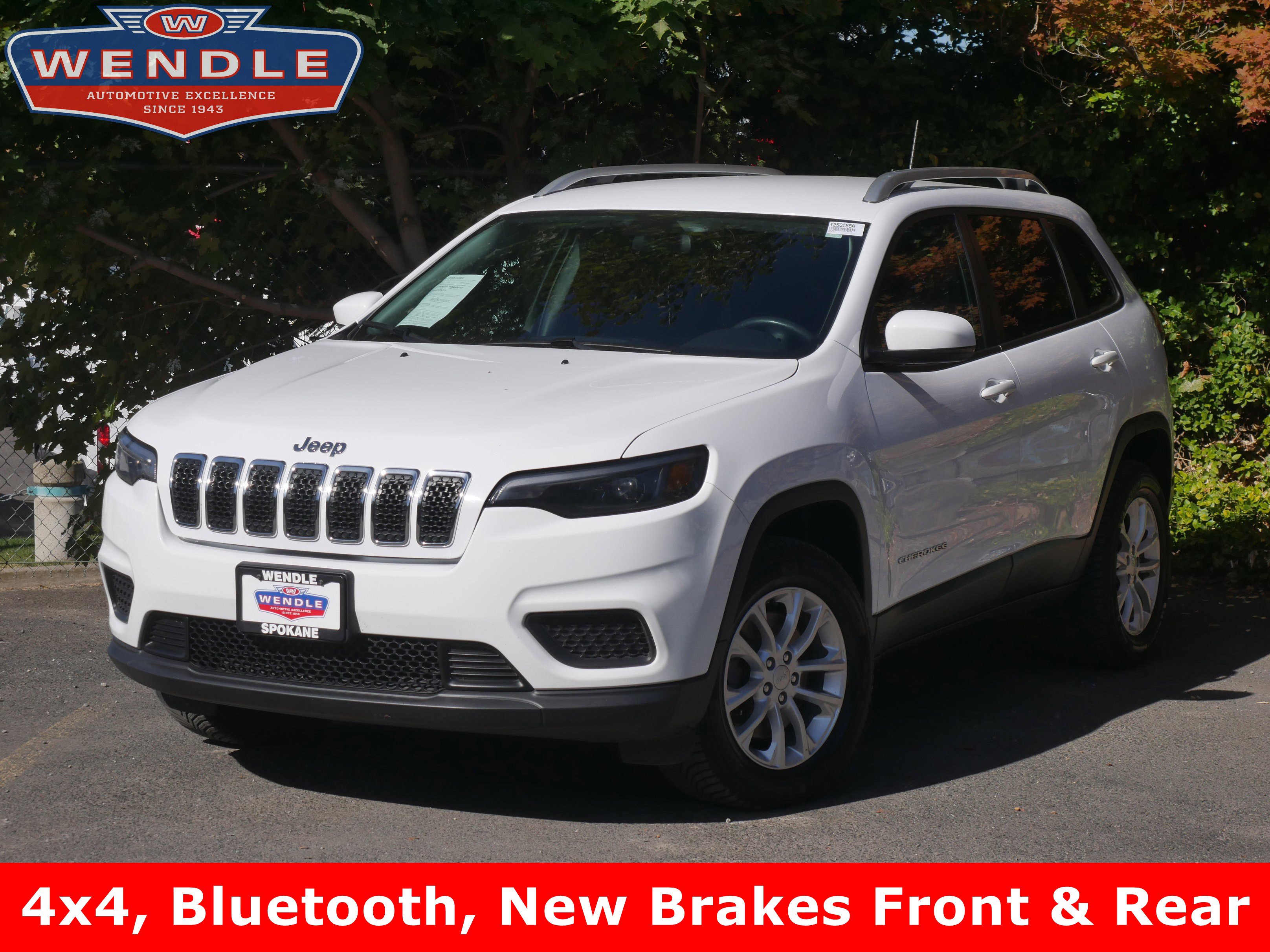 Used 2020 Jeep Cherokee Latitude image 1