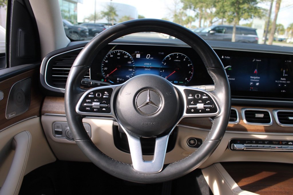 Used 2022 Mercedes-Benz GLE 450 4MATIC w/ AMG Line Exterior image 16