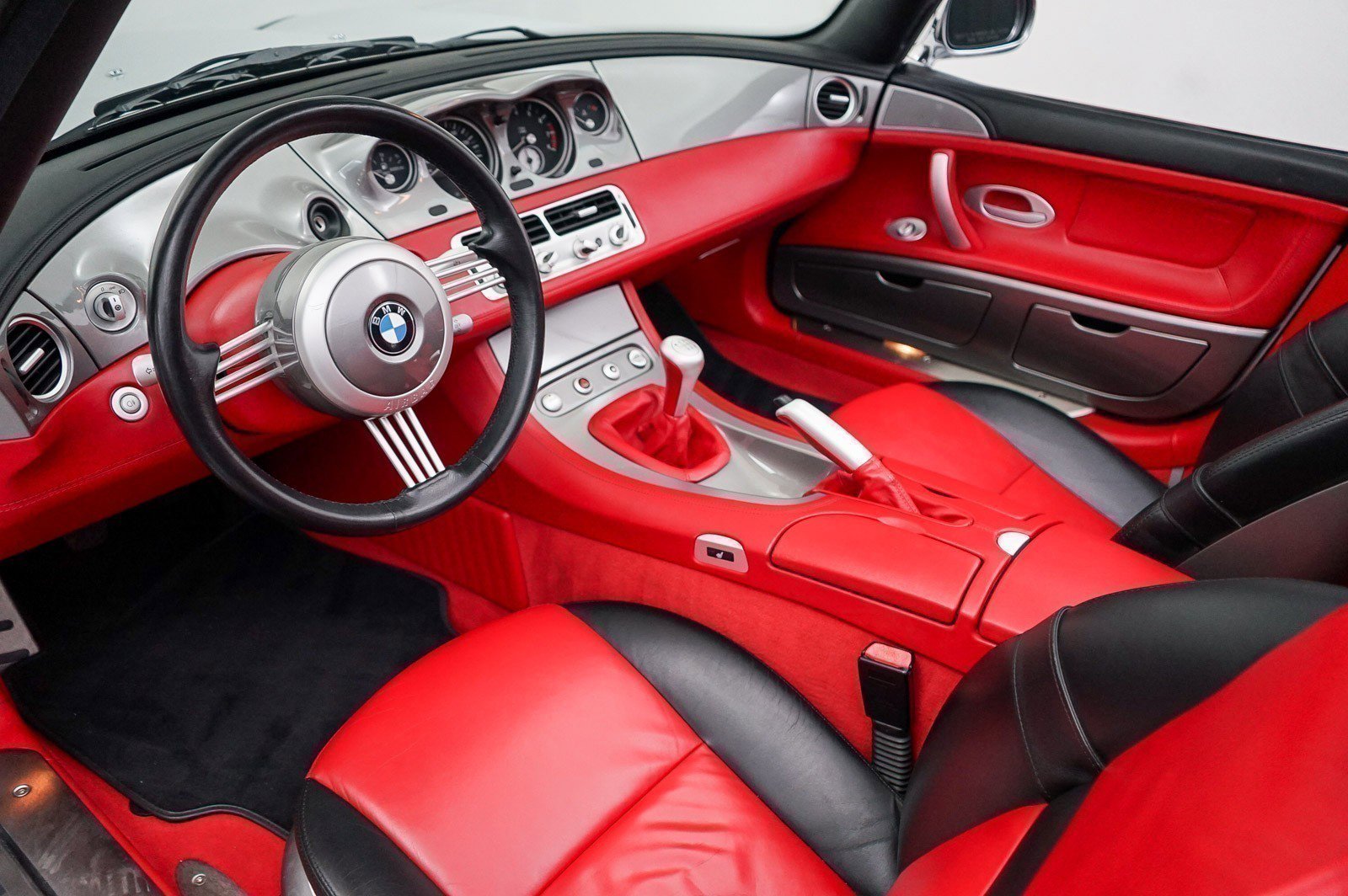 Used 2003 BMW Z8 RWD image 24