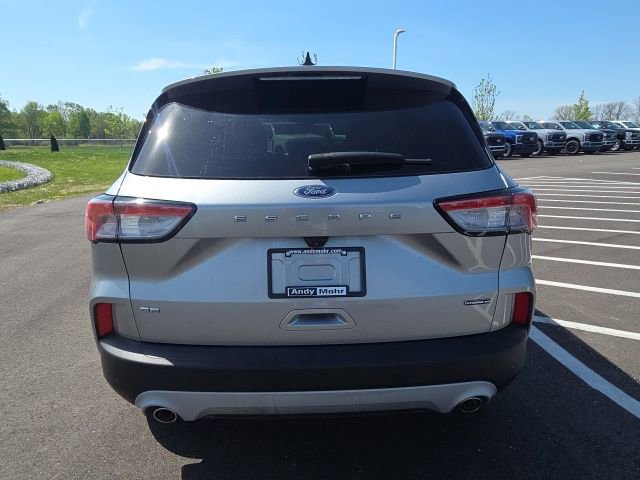Certified 2022 Ford Escape SE AWD/4WD image 9