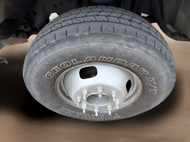 Used 2013 Ford F350 XL w/ Snow Plow Prep Pkg image 9