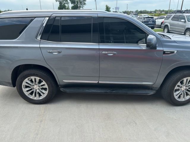 Used 2021 GMC Yukon SLT w/ SLT Luxury Package AWD/4WD image 2