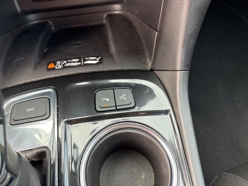 Used 2022 Chevrolet Equinox Premier AWD/4WD image 34