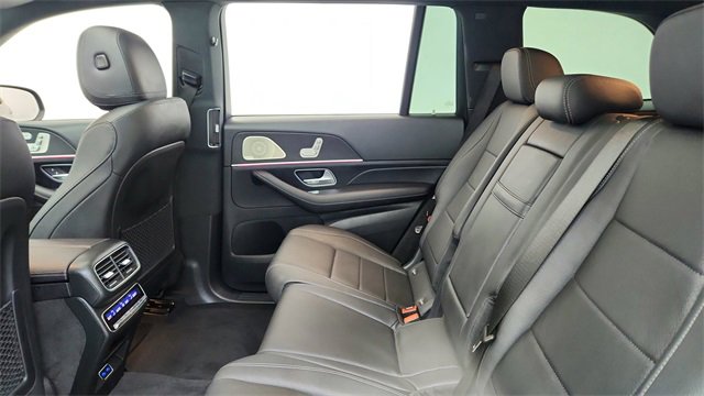 Used 2025 Mercedes-Benz GLS 450 4MATIC image 33