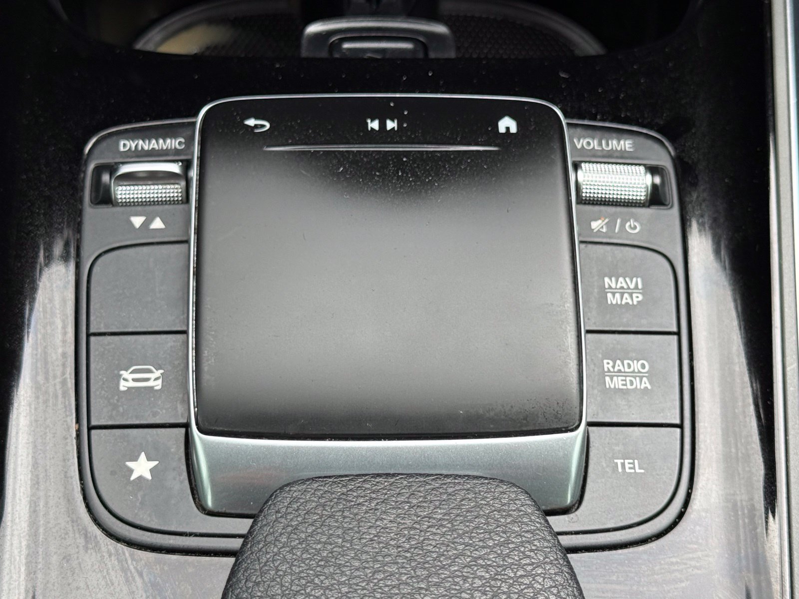 Used 2021 Mercedes-Benz GLB 35 AMG 4MATIC image 28
