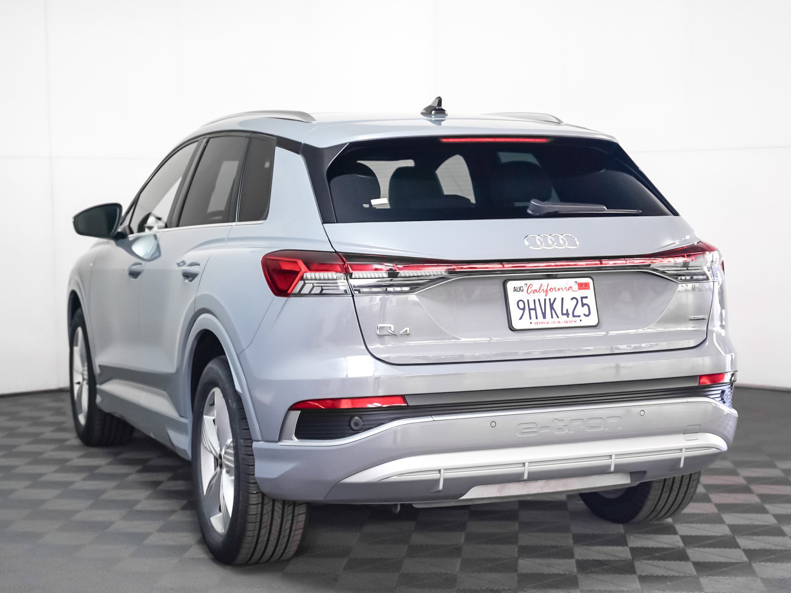 Certified 2023 Audi Q4 e-tron Premium image 2