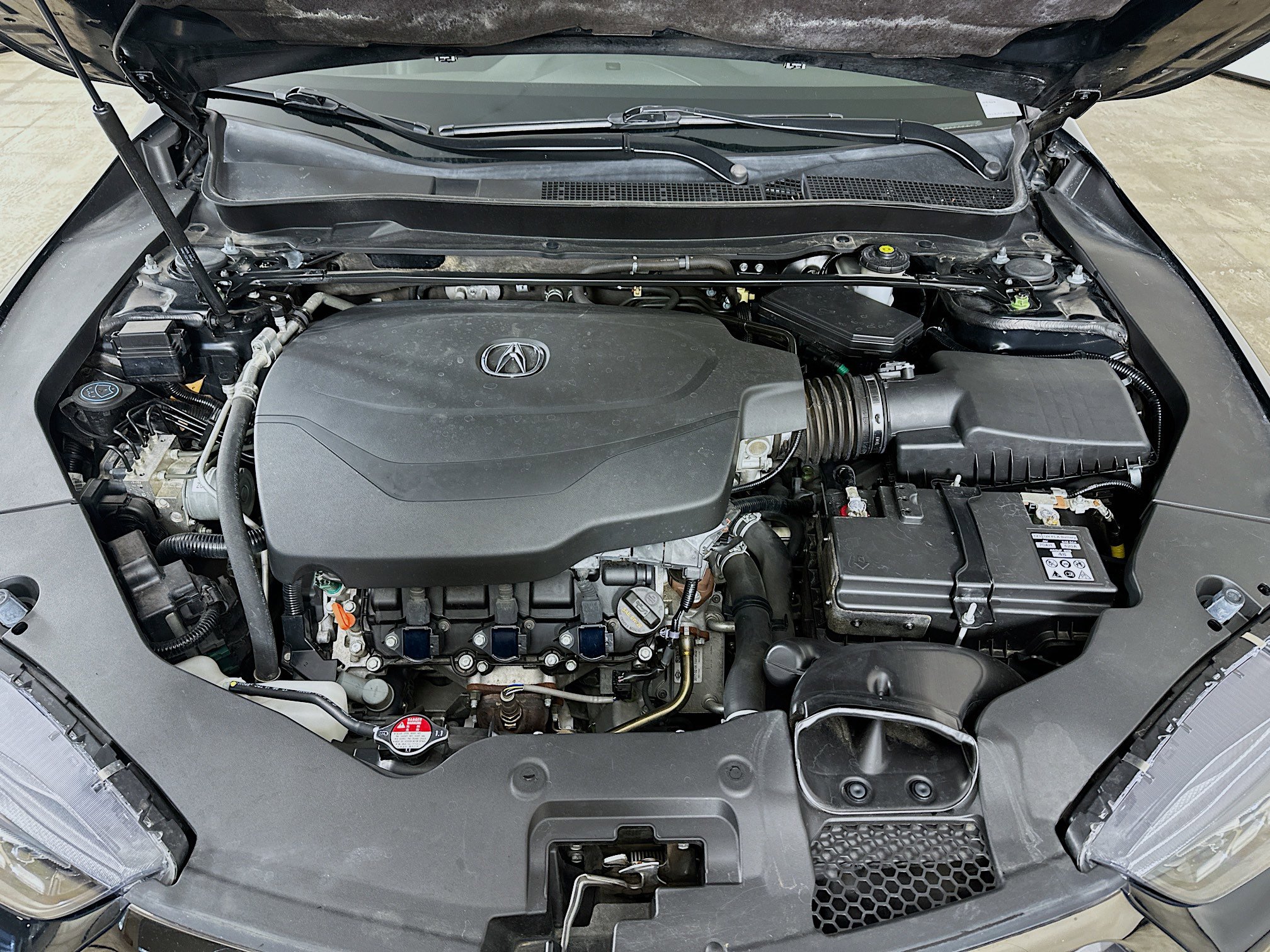 Used 2018 Acura TLX V6 w/ Technology & A-SPEC Pkg image 33