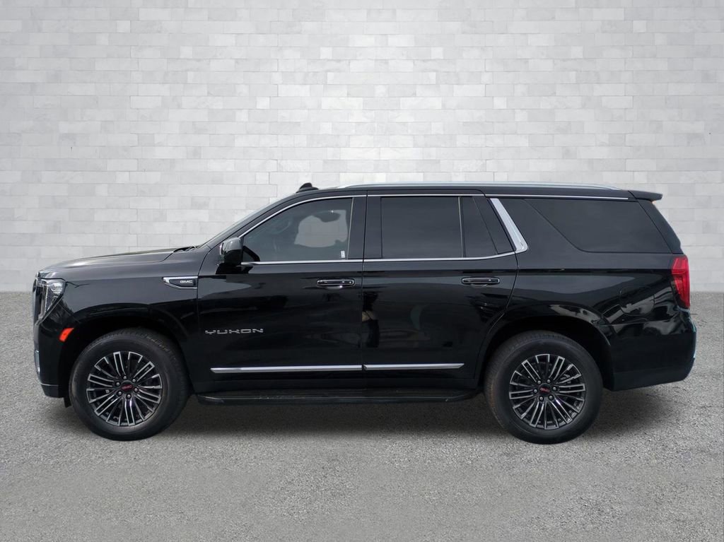 Used 2023 GMC Yukon SLT AWD/4WD image 9