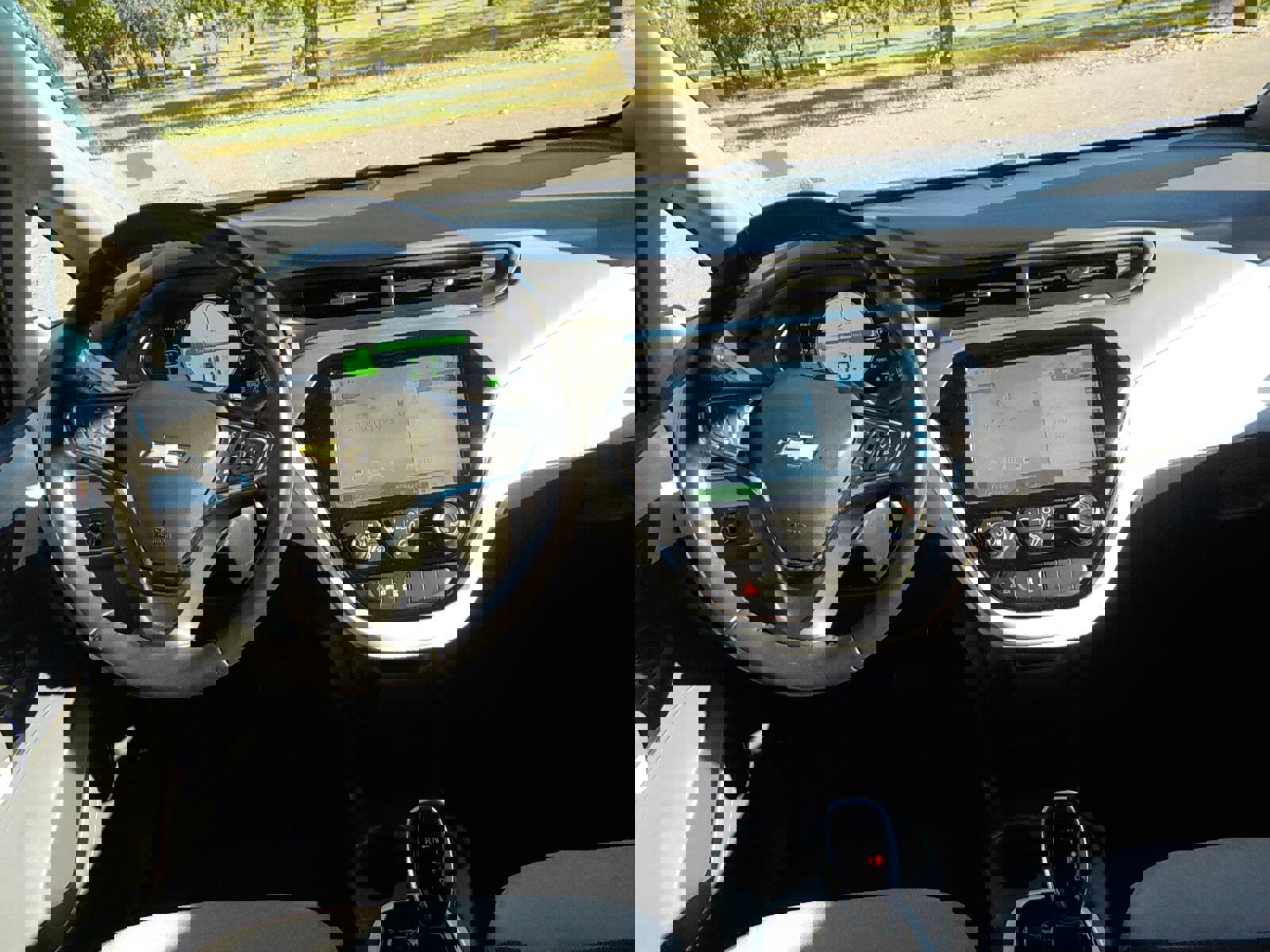 Used 2019 Chevrolet Bolt LT image 14