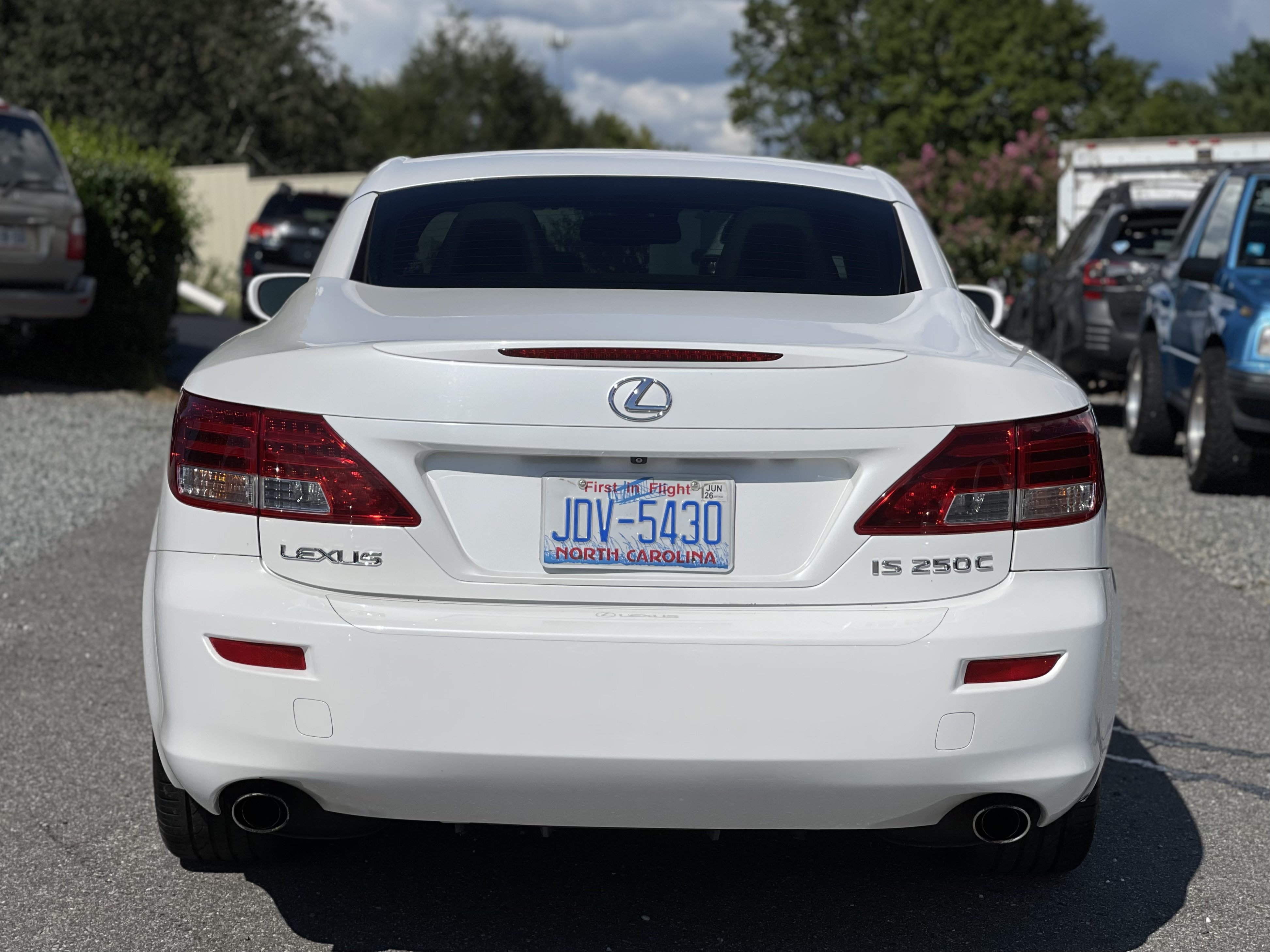 Used 2010 Lexus IS 250C RWD image 4