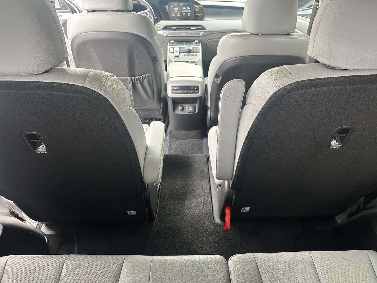 Used 2020 Hyundai Palisade SEL w/ Premium Package image 15