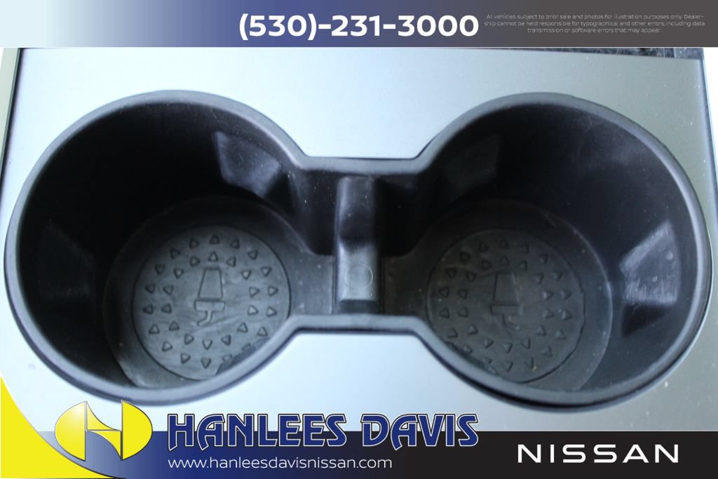 Used 2021 Tesla Model Y Long Range AWD/4WD image 21