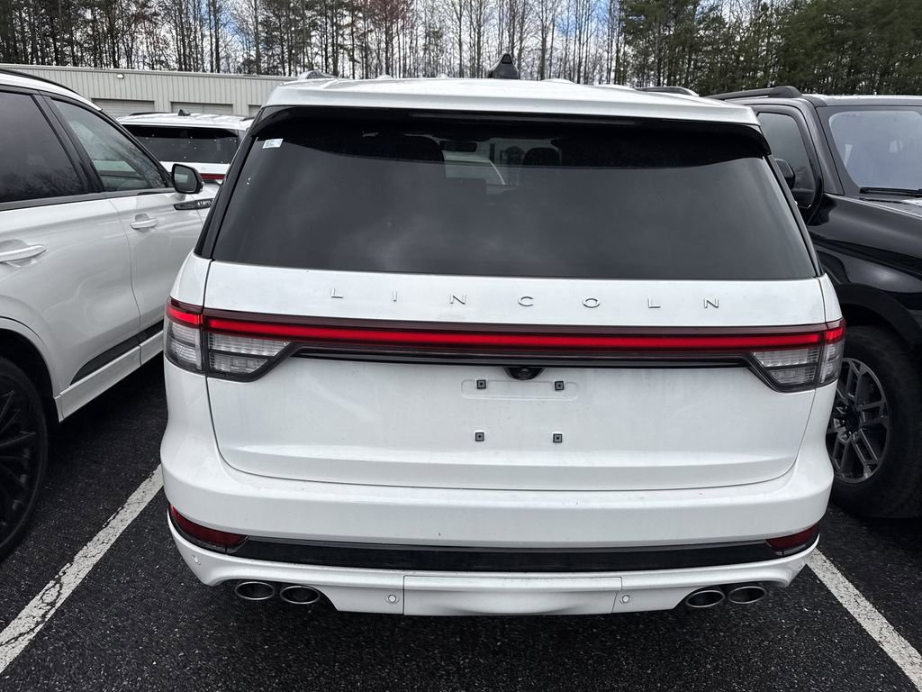 Used 2025 Lincoln Aviator Reserve w/ Equipment Group 201A image 16