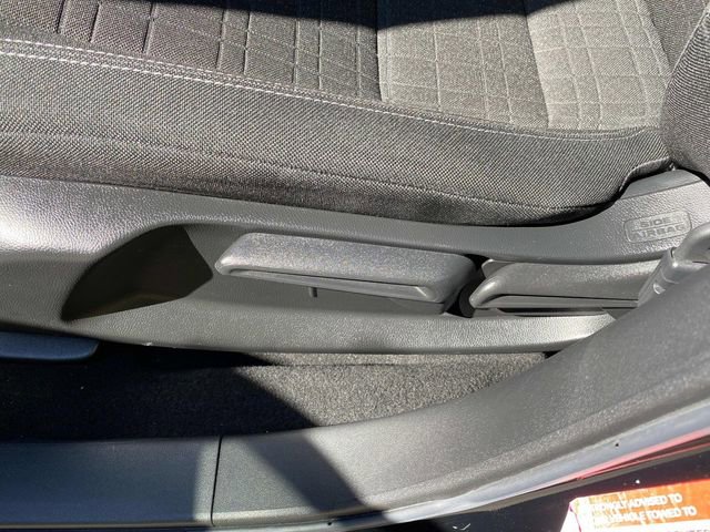 Used 2023 Honda HR-V LX image 14