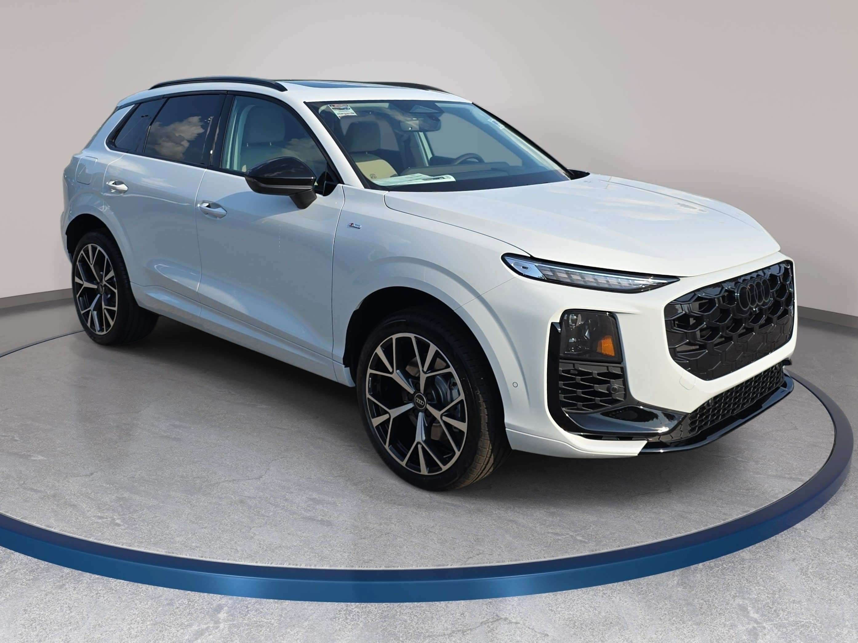 New 2026 Audi Q3 quattro 2.0T AWD/4WD image 3