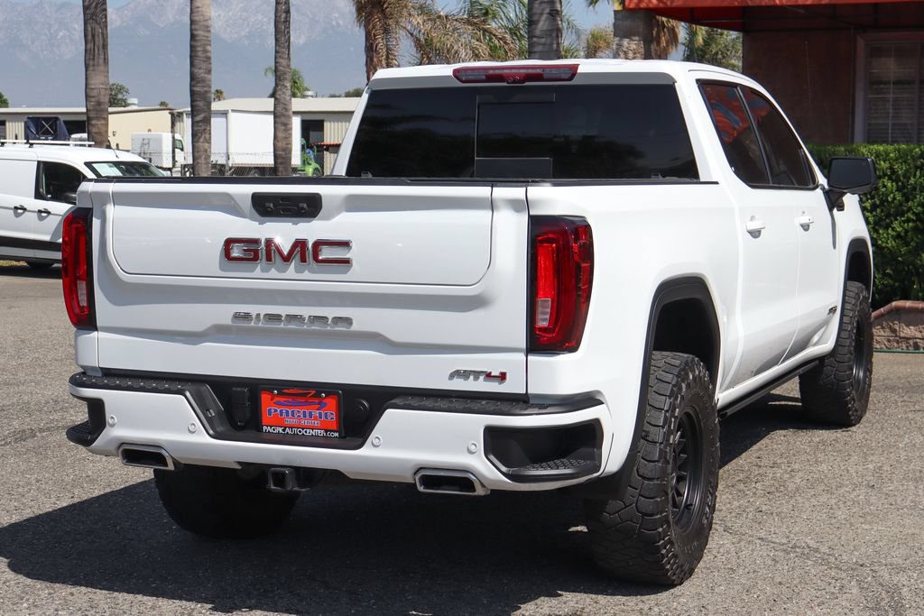 Used 2023 GMC Sierra 1500 AT4 w/ Technology Package AWD/4WD image 11