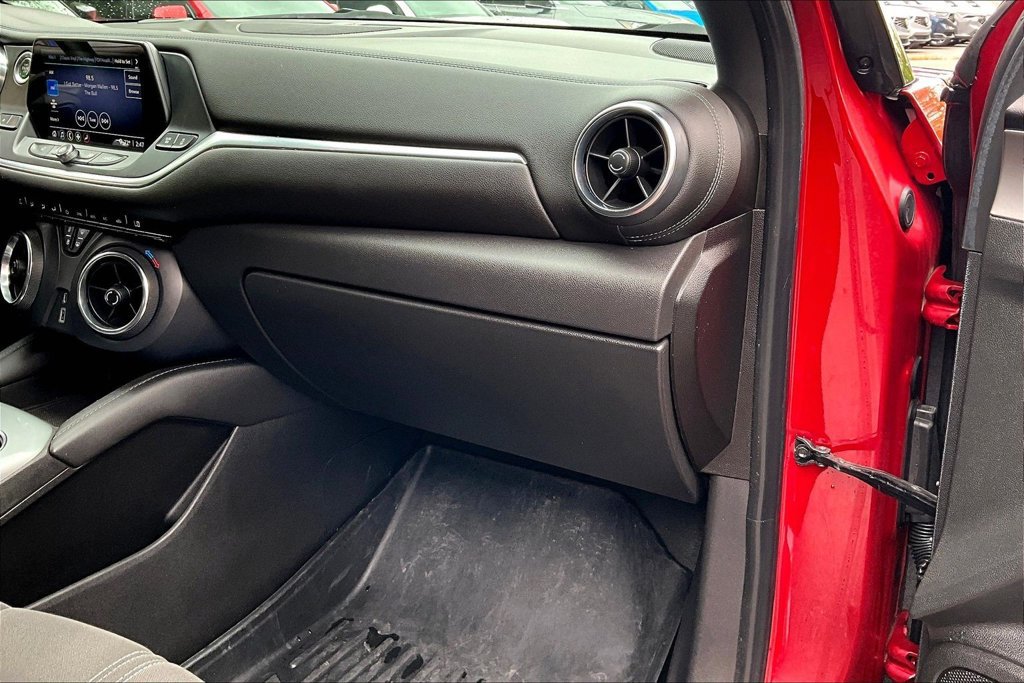 Used 2022 Chevrolet Blazer LT FWD image 19