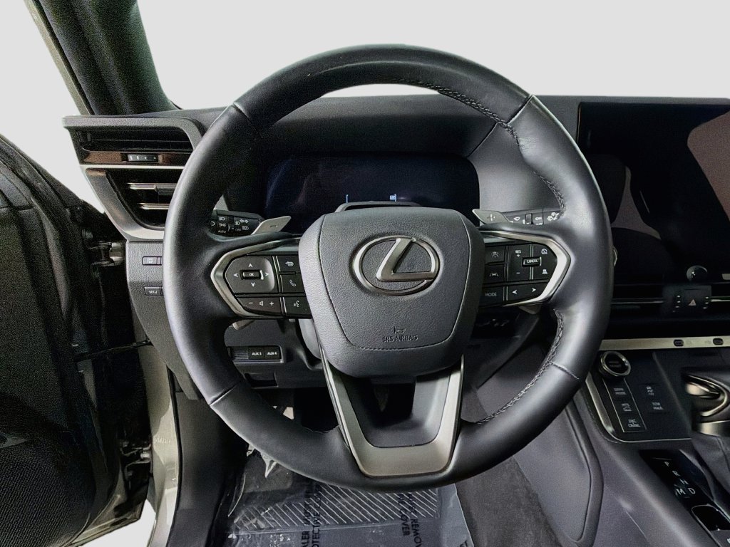 Used 2026 Lexus GX 550 w/ Accessory Package (CT) AWD/4WD image 11