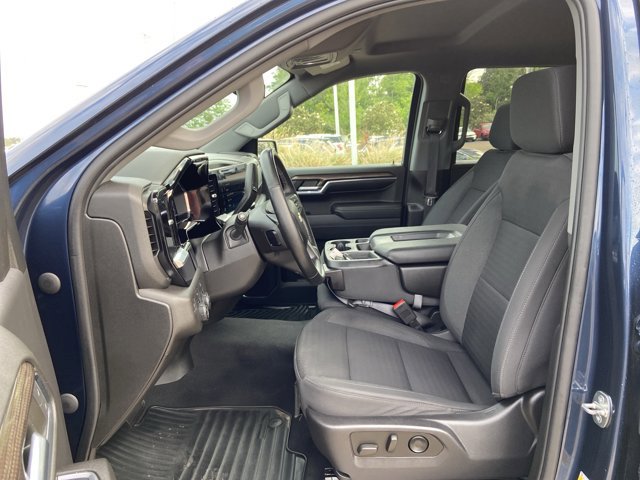 Used 2023 Chevrolet Silverado 1500 LT image 37