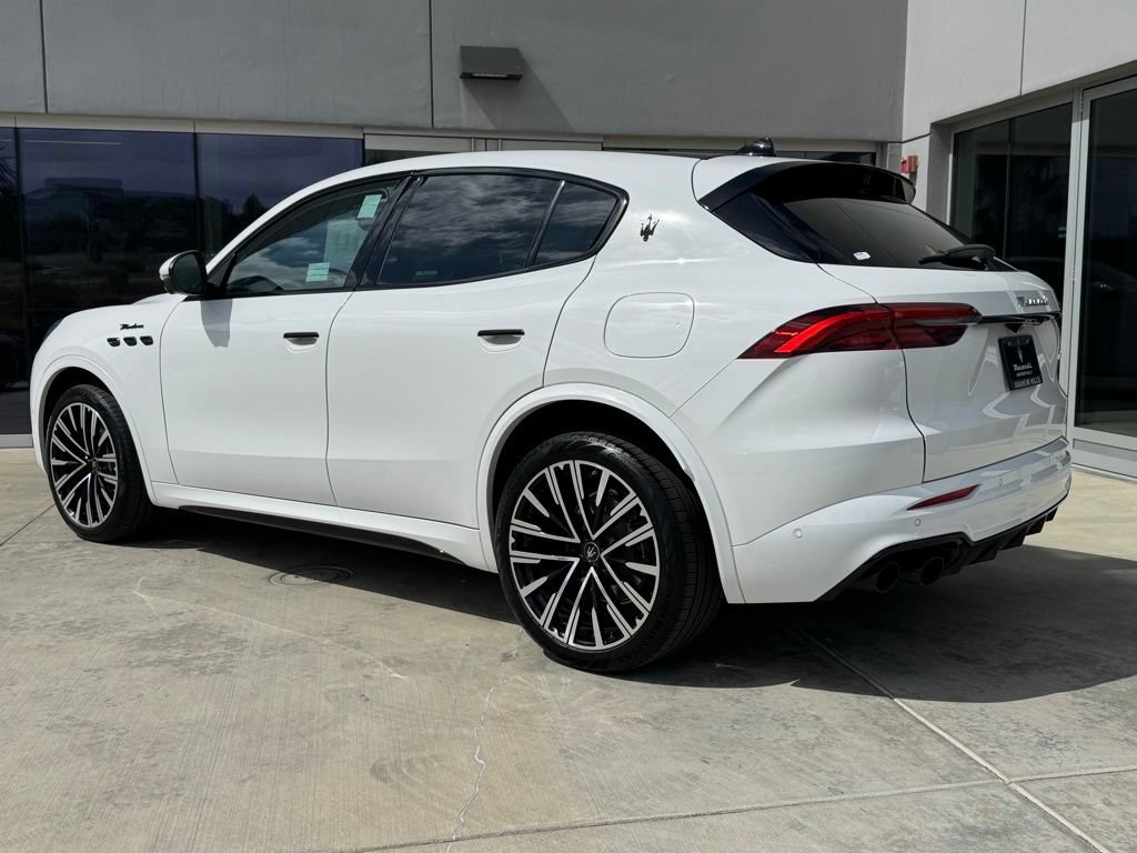 Used 2025 Maserati Grecale Modena AWD/4WD image 6