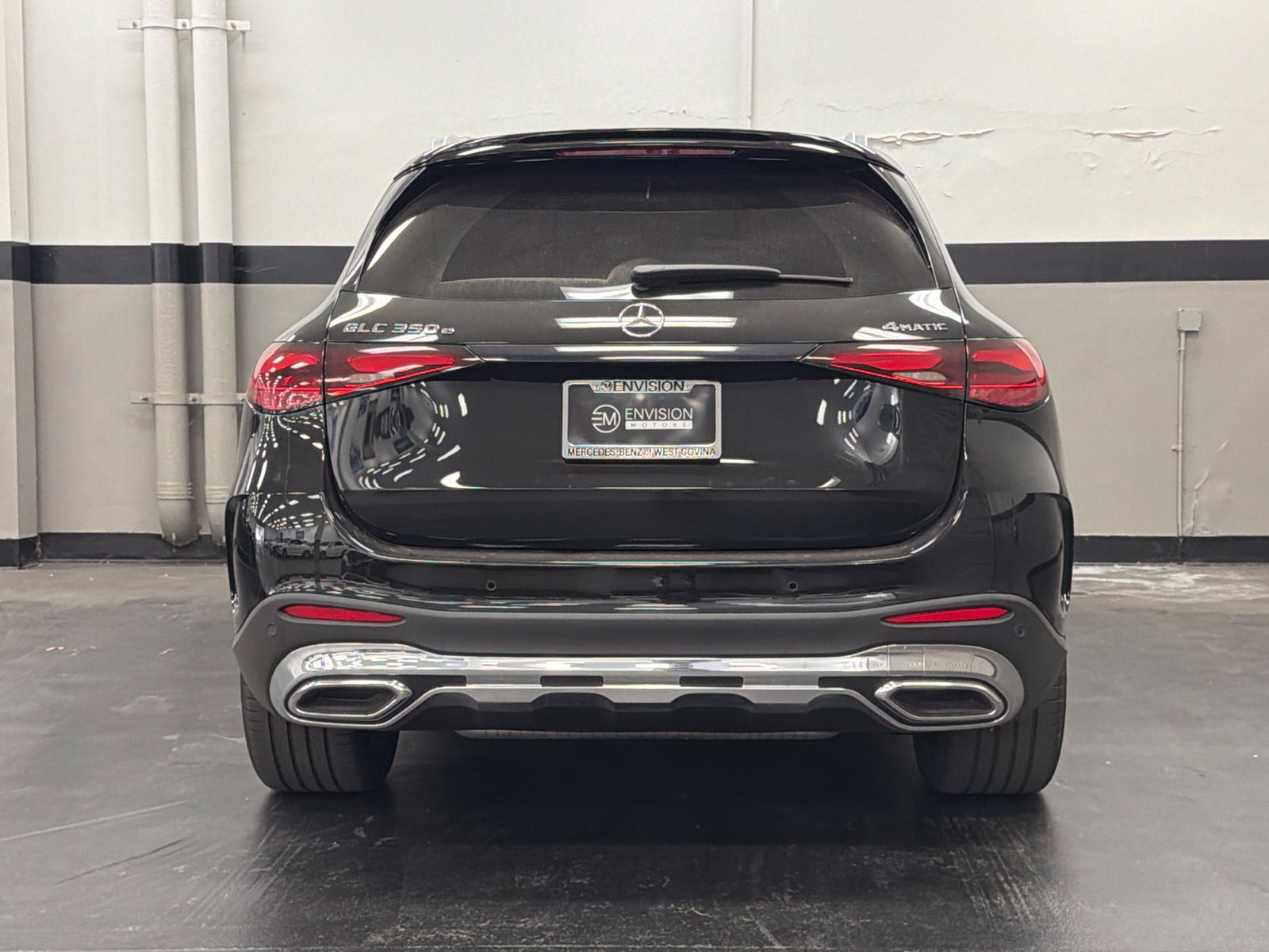 Used 2025 Mercedes-Benz GLC 350e 4MATIC image 11