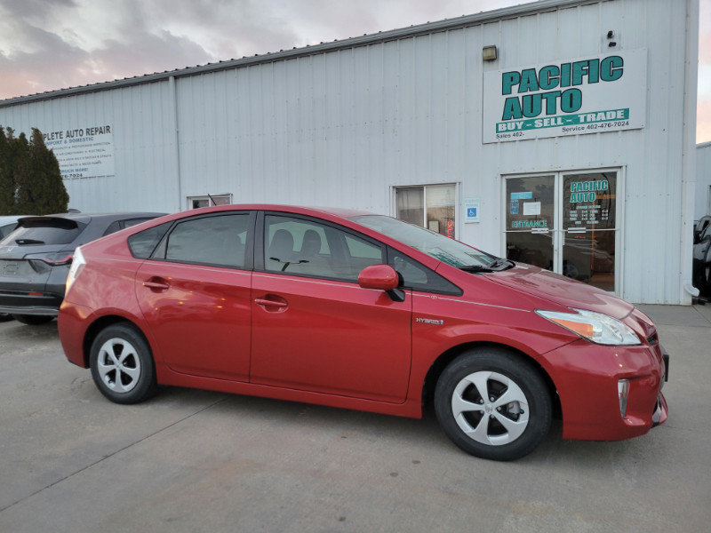 Used 2014 Toyota Prius Two FWD image 8
