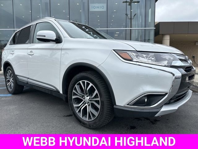 Used 2018 Mitsubishi Outlander SEL video 1