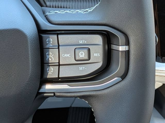 New 2026 Jeep Cherokee Overland w/ Advanced Pro Tech Group AWD/4WD image 15