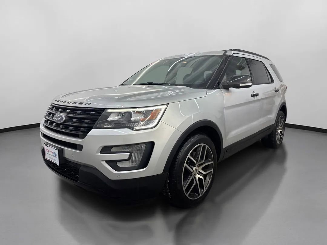 Used 2017 Ford Explorer Sport image 4