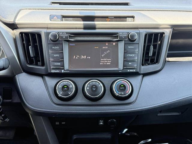 Used 2016 Toyota RAV4 LE FWD image 15