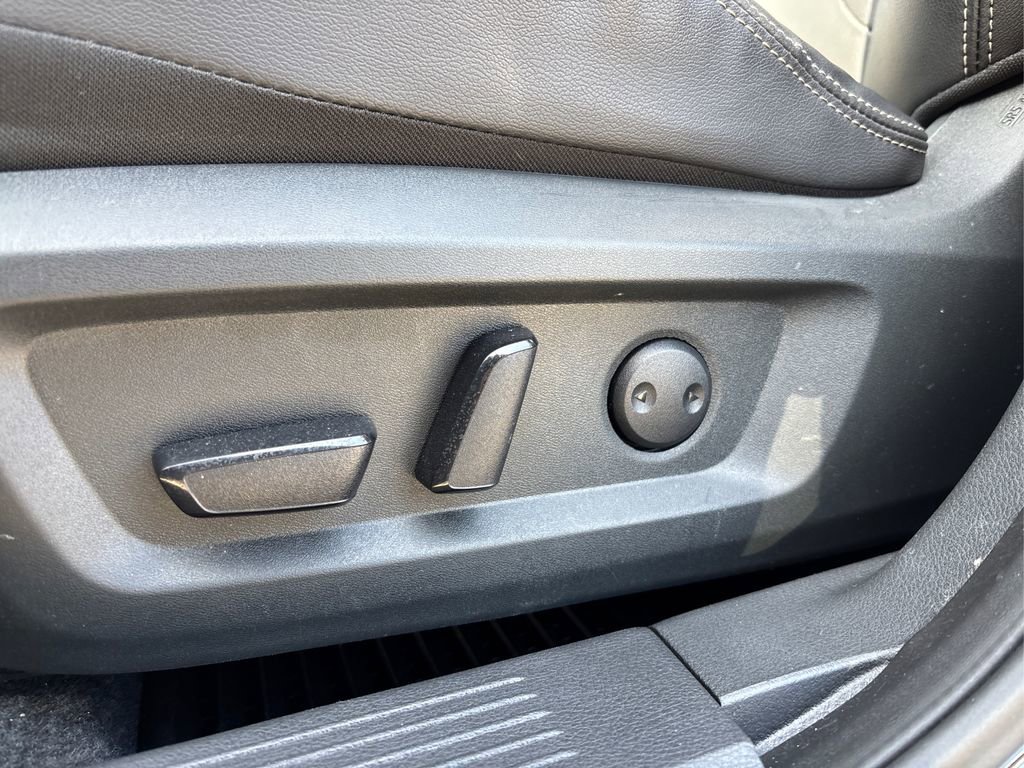 Used 2026 Nissan Rogue SL image 38