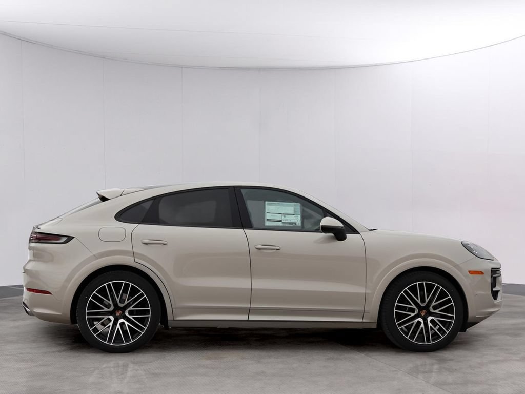 New 2026 Porsche Cayenne Coupe AWD/4WD image 9