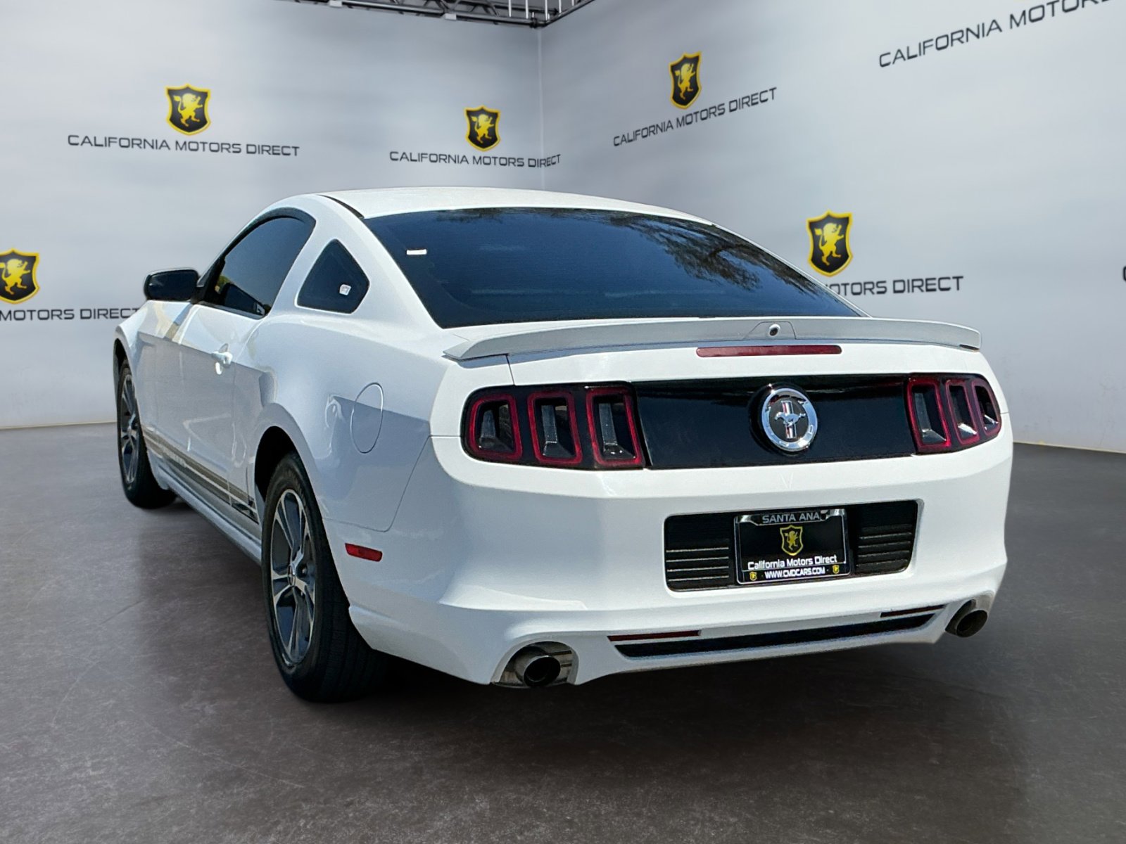 Used 2014 Ford Mustang Premium w/ Comfort Package RWD image 7
