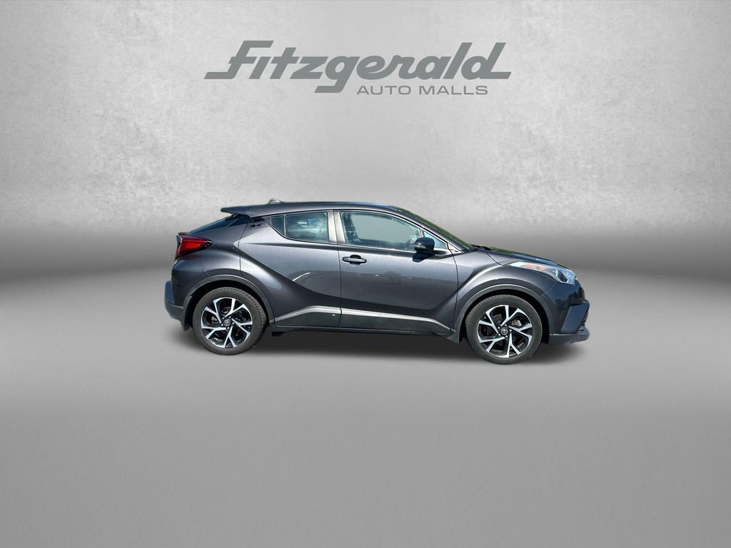 Used 2018 Toyota C-HR XLE FWD image 8
