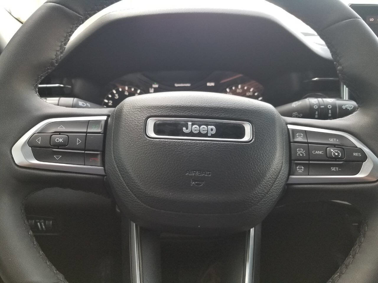 Certified 2023 Jeep Compass Limited image 26