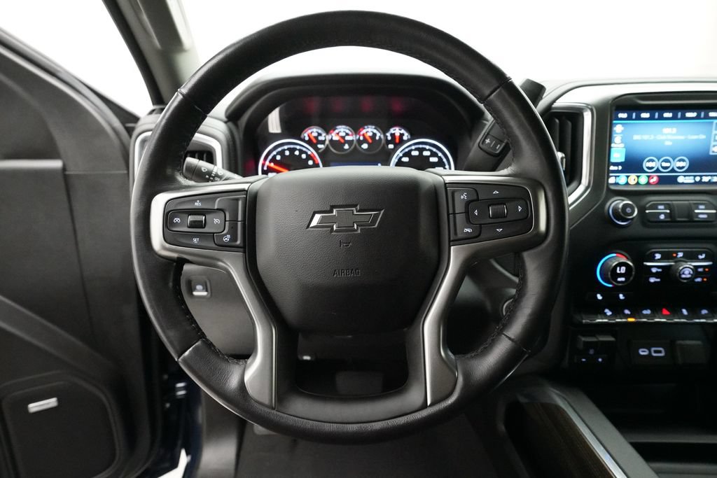 Used 2021 Chevrolet Silverado 1500 RST w/ Convenience Package II AWD/4WD image 4