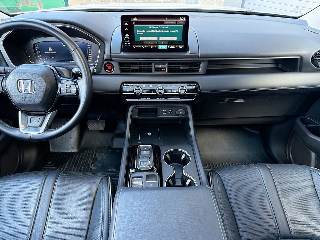 Used 2023 Honda Pilot Elite image 23