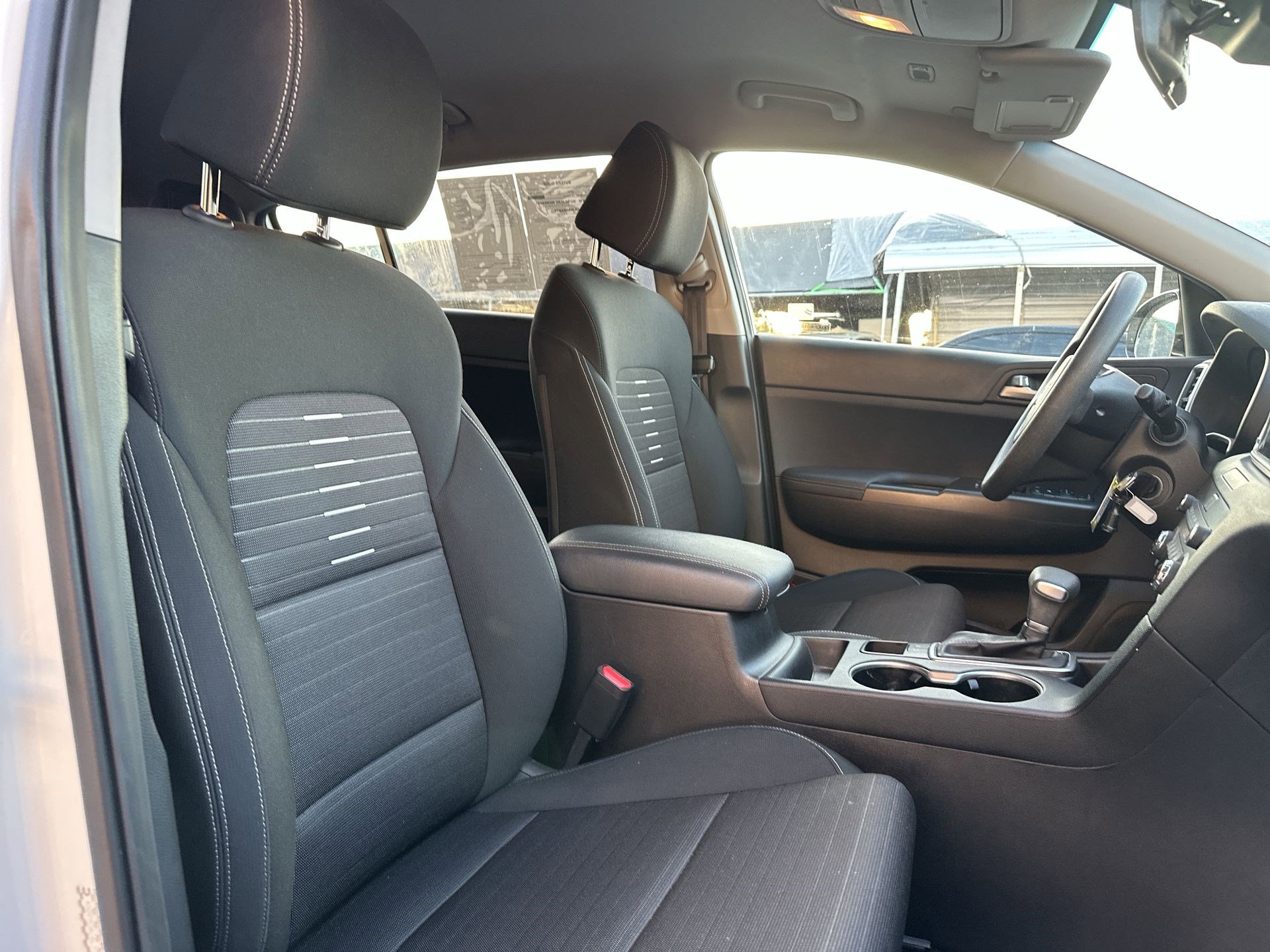 Used 2020 Kia Sportage LX w/ LX Popular Package image 24