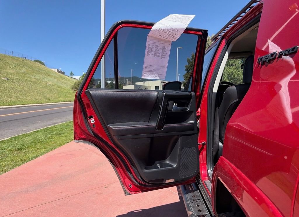 Used 2017 Toyota 4Runner TRD Pro AWD/4WD image 21