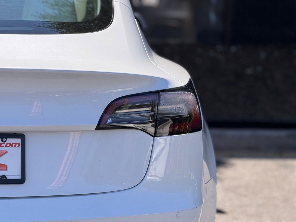 Used 2021 Tesla Model 3 Standard Range Plus RWD image 16