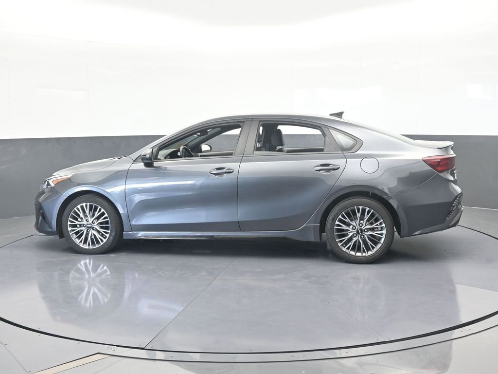 Used 2024 Kia Forte GT-Line image 3