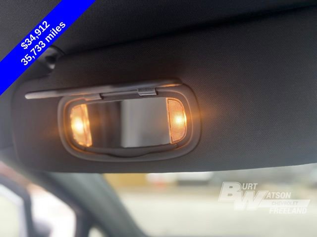 Used 2025 Chrysler Pacifica Limited image 23